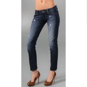 Paige Skyline Classic Rise Distressed Boyfriend Fit Jeans Size 28